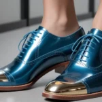 🌟 Prendersi cura delle scarpe con elementi metallici: segreti di lucentezza